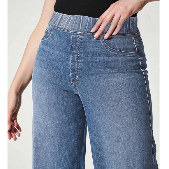 Medium Wash Straight Stretchy Waist Denim Jeans - Picture 3 of 3